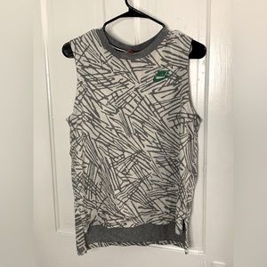Nike tank